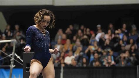 descuidos deporte femenino|El poderoso desnudo de Katelyn Ohashi, la gimnasta del 10, en .